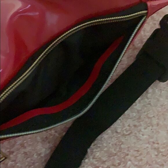 Red glitter Fanny   - Picture 6 of 8
